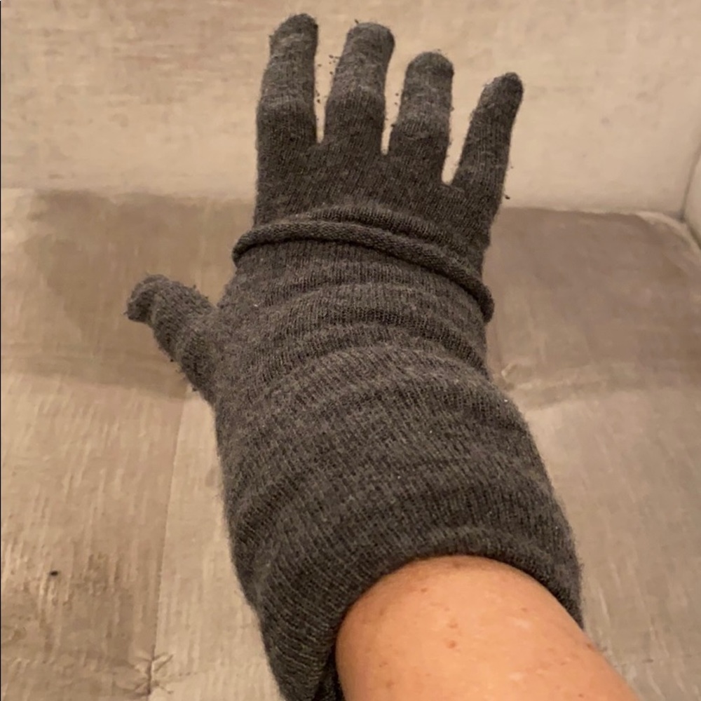 Cashmere gloves